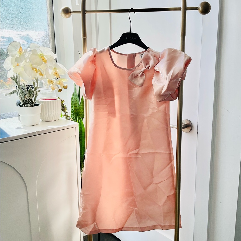 Cute Pink Dress with Bow